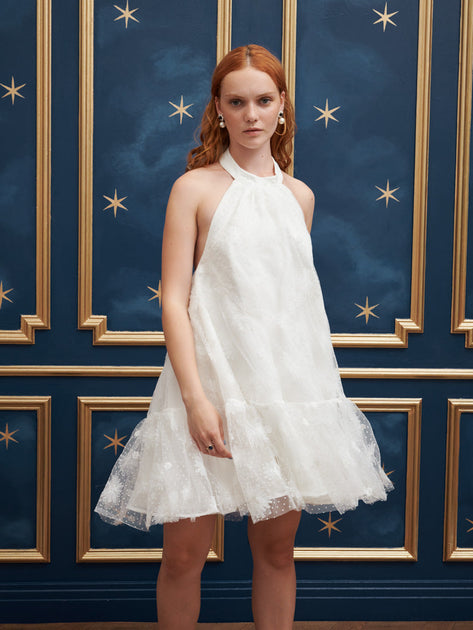 can you wear a white dress to a christmas party Won best dressed for our white themed Xmas party. Deserved? : r/OUTFITS