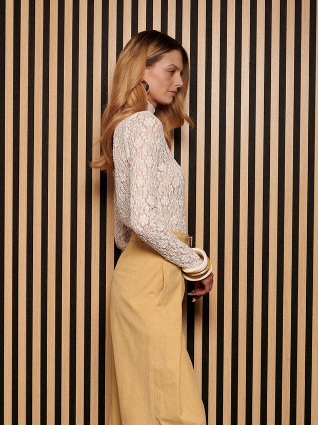 <b> Ghospell </b> Willis Lace Top