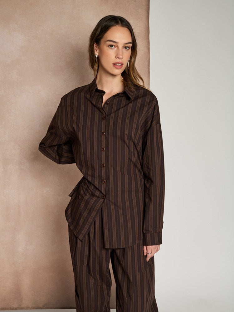<b> < b> Ximena Striped Shirt
