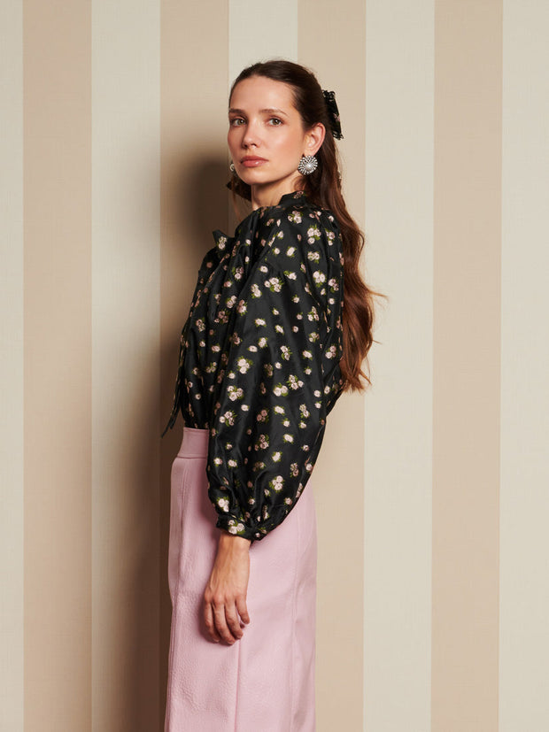 Tea Rose Jacquard Bow Blouse Coal Black / Z