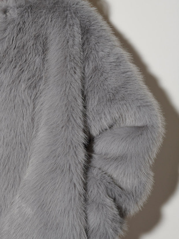 <b> Ghospell </b> Rylee Faux Fur Coat