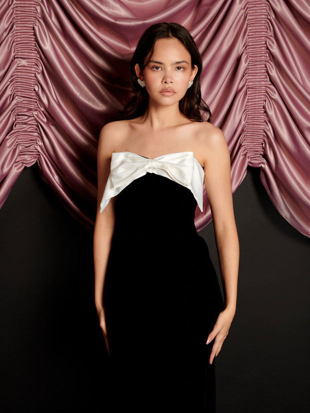 Kelly Velvet Maxi Dress Coal Black / Z