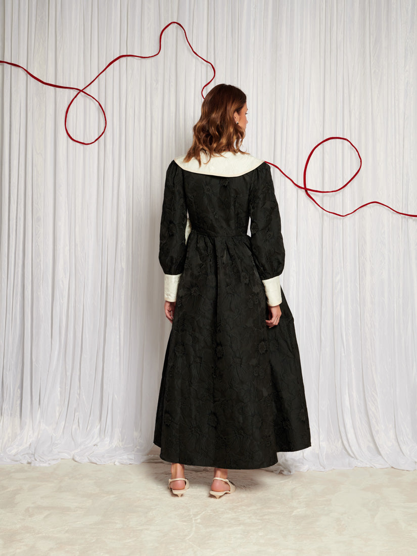 新作 英国発 Sister Jane 限定 DREAM Daya Jacquard Maxi Dress DREAM sister jane / Daya Jacquard Maxi Dress |