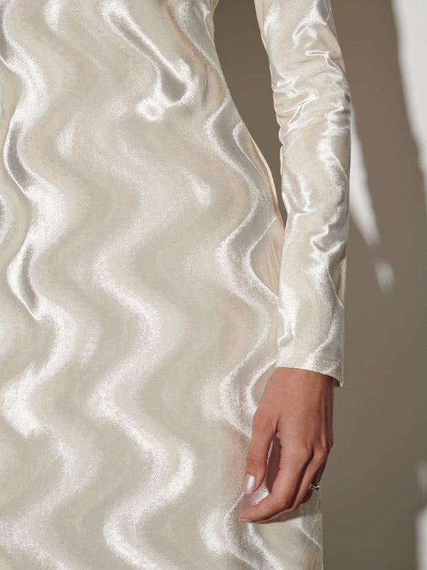 <b> Ghospell </b> Cecily Velvet Midi Dress