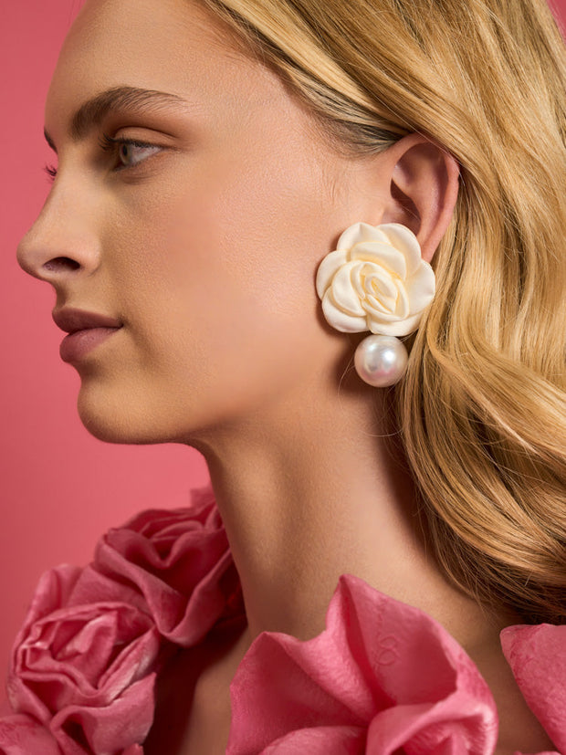 <b>DREAM</b> Amara Pearl Earrings
