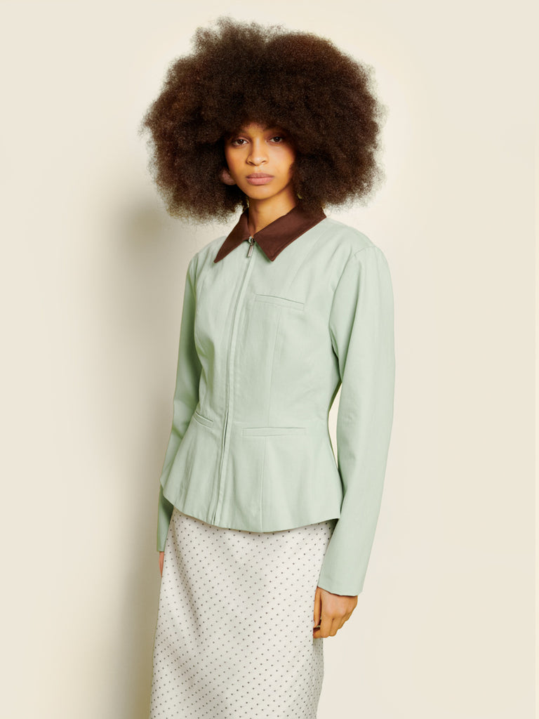 <b> < b> Tasneem Hourglass Jacket