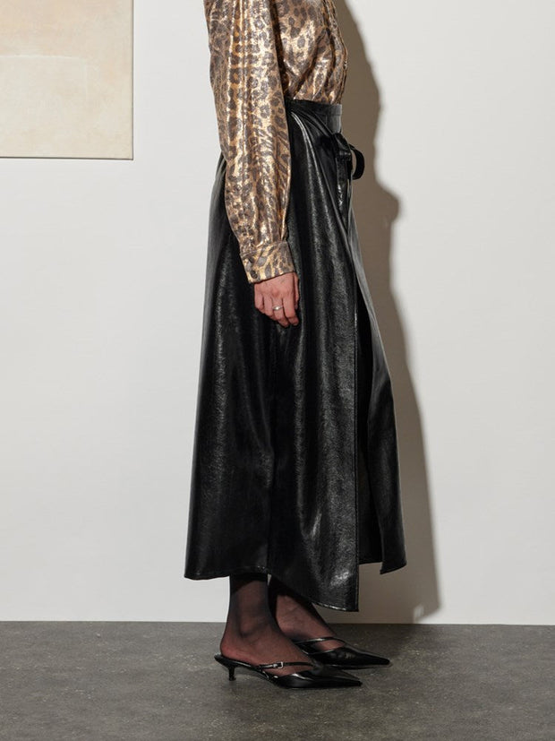 <b> Ghospell </b> Louise Midi Skirt