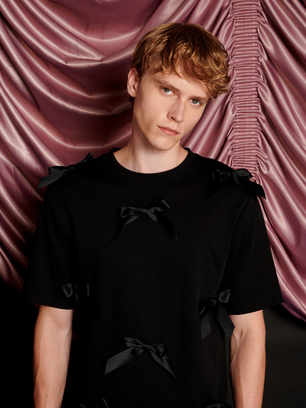 Louie Bows T-shirt