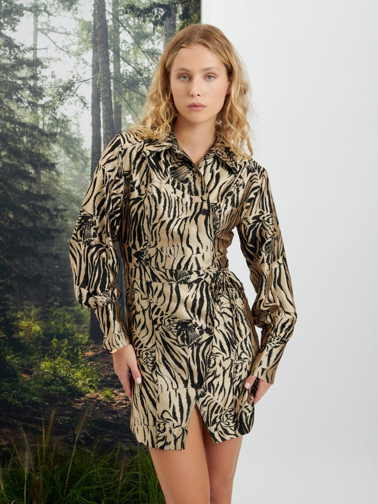 <b> < b> Maxine Animal Wrap Dress