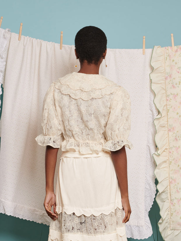 <b>DREAM</b> Wind Chime Cropped Top
